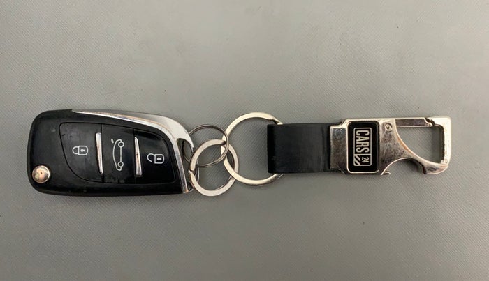 2019 Tata TIGOR REVOTRON XM (O), Petrol, Manual, 89,426 km, Key Close Up