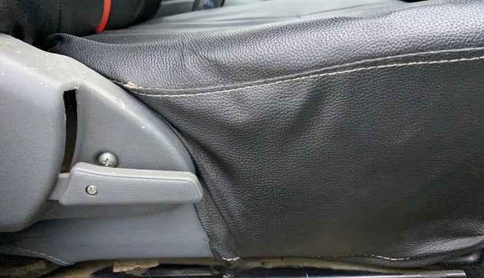 2016 Maruti Alto 800 VXI, Petrol, Manual, 46,118 km, Driver Side Adjustment Panel