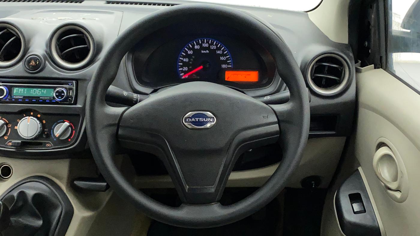 2016 Datsun Go Plus T, Petrol, Manual, 68,905 km, Steering Wheel Close Up