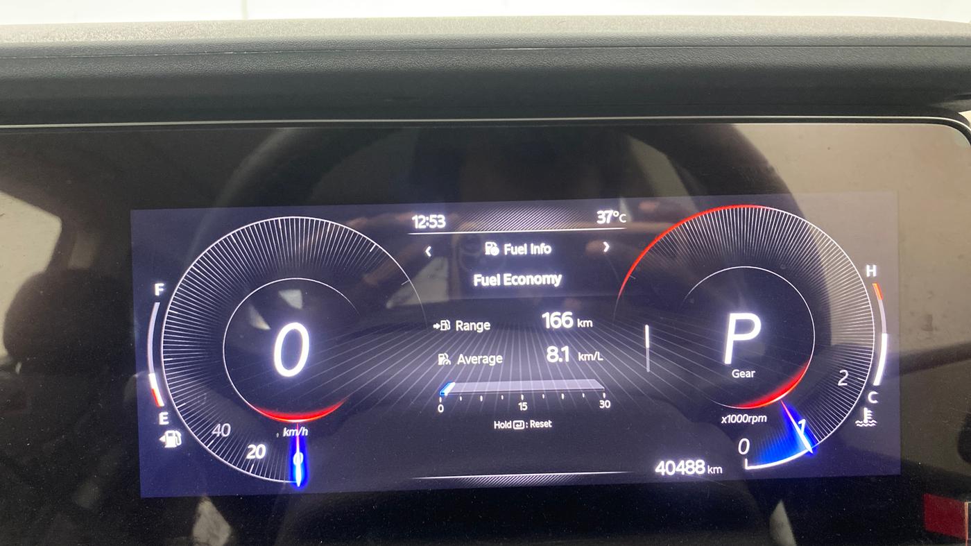 2023 Mahindra XUV700 AX 5 D AT 7 STR, Diesel, Automatic, 40,486 km, Odometer Image