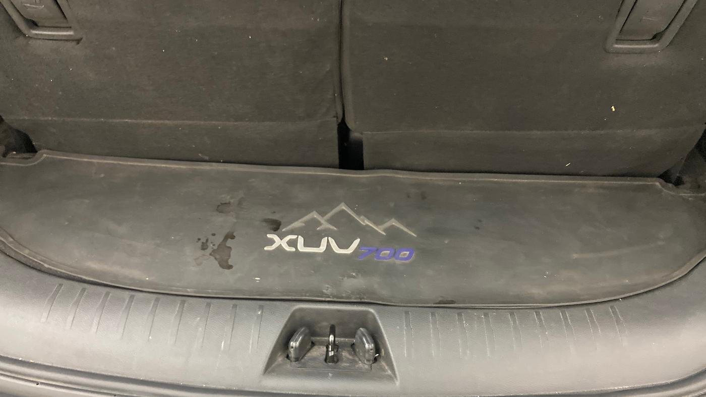 2023 Mahindra XUV700 AX 5 D AT 7 STR, Diesel, Automatic, 40,486 km, Boot Inside