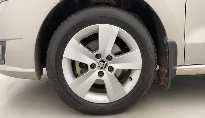 2017 Skoda Rapid STYLE 1.5 TDI AT, Diesel, Automatic, 75,037 km, Left Front Wheel