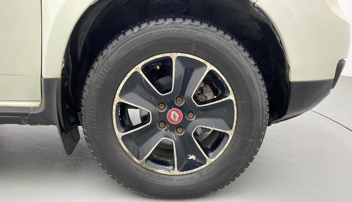 2016 Renault Duster 85 PS RXS MT DIESEL, Diesel, Manual, 52,851 km, Right Front Wheel
