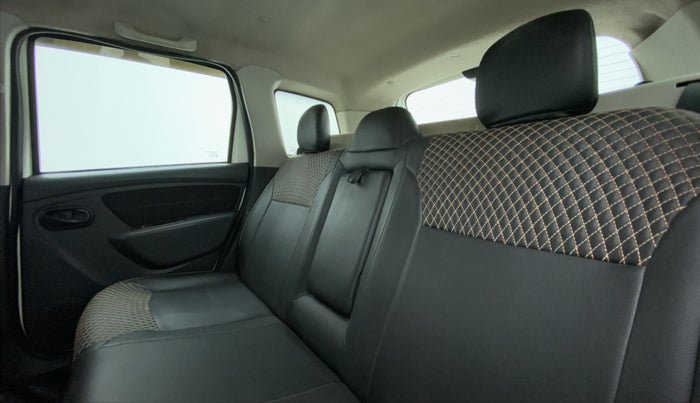2016 Renault Duster 85 PS RXS MT DIESEL, Diesel, Manual, 52,851 km, Right Side Rear Door Cabin