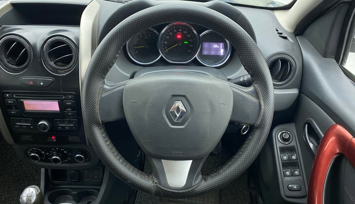 2016 Renault Duster 85 PS RXS MT DIESEL, Diesel, Manual, 52,851 km, Steering Wheel Close Up