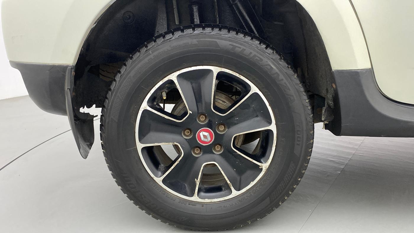 2016 Renault Duster 85 PS RXS MT DIESEL, Diesel, Manual, 52,851 km, Right Rear Wheel