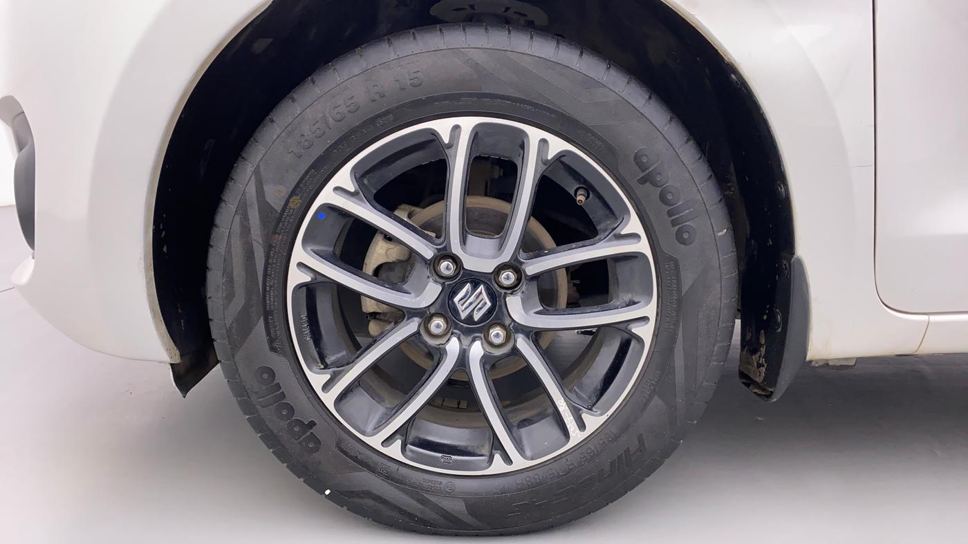 2020 Maruti Swift ZXI + AMT, Petrol, Automatic, 64,060 km, Left Front Wheel