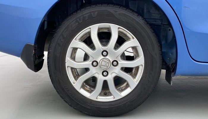 2013 Honda Amaze 1.2 VXMT I VTEC, Petrol, Manual, 44,119 km, Right Rear Wheel