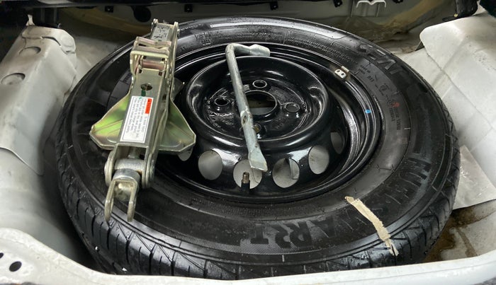 2021 Maruti Alto LXI CNG, CNG, Manual, 27,316 km, Spare Tyre
