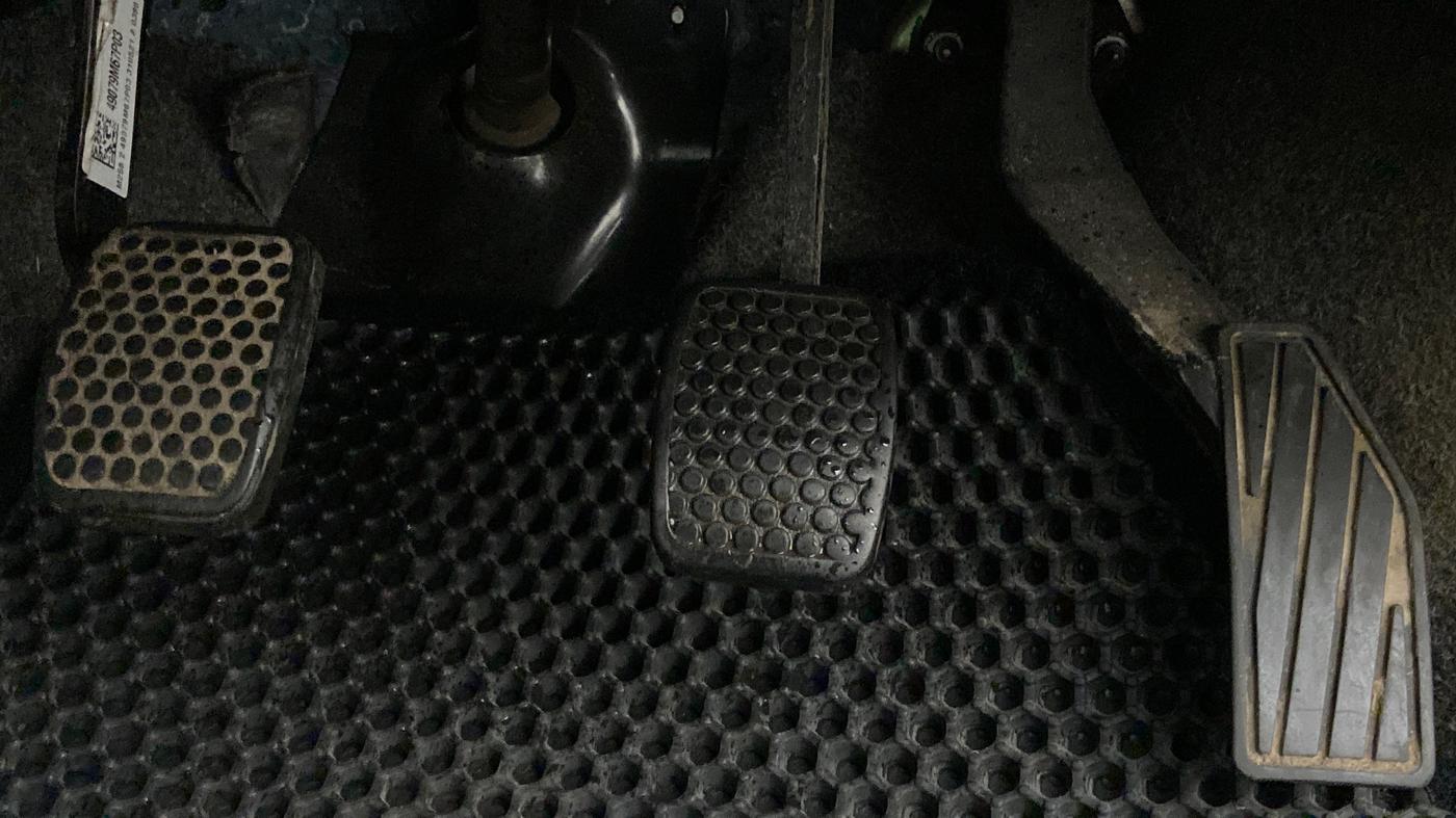 2021 Maruti Alto LXI CNG, CNG, Manual, 27,316 km, Pedals
