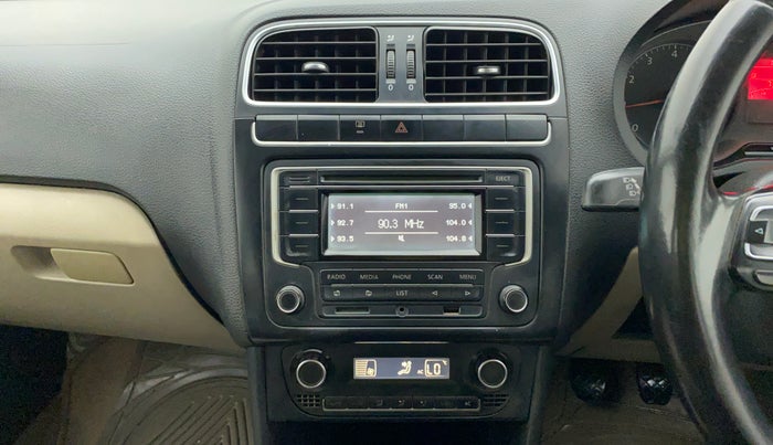 2014 Volkswagen Polo HIGHLINE1.2L, Petrol, Manual, 73,854 km, Air Conditioner