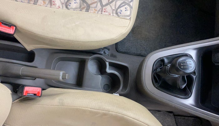 2013 Hyundai i10 ERA 1.1, Petrol, Manual, 54,947 km, Gear Lever