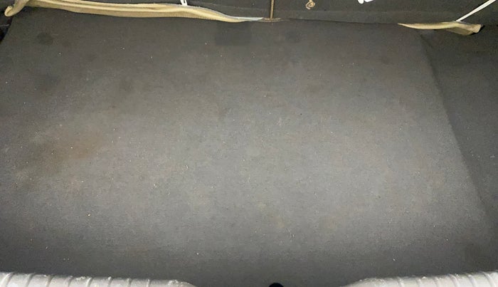 2013 Hyundai i10 ERA 1.1, Petrol, Manual, 54,947 km, Boot Inside