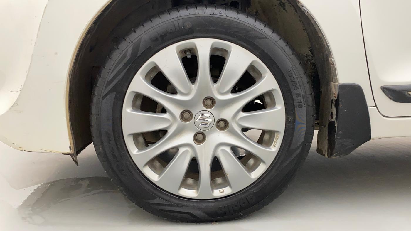 2018 Maruti Baleno ALPHA DIESEL 1.3, Diesel, Manual, 82,882 km, Left Front Wheel