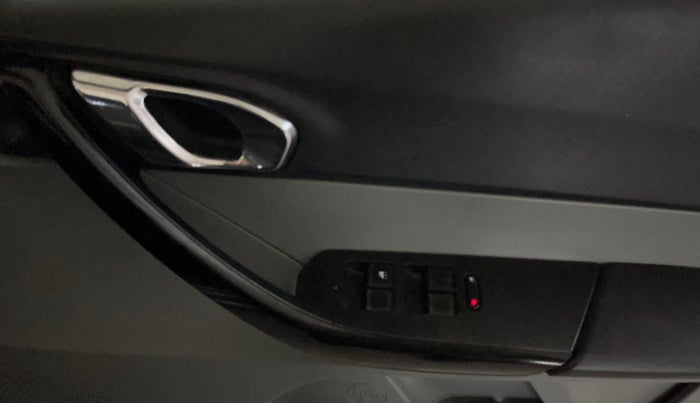 2020 Tata Tiago XZ PETROL, Petrol, Manual, 75,062 km, Driver Side Door Panels Control
