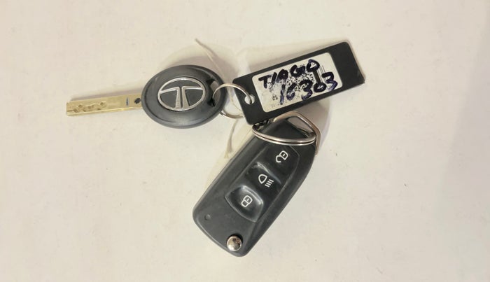 2020 Tata Tiago XZ PETROL, Petrol, Manual, 75,062 km, Key Close Up