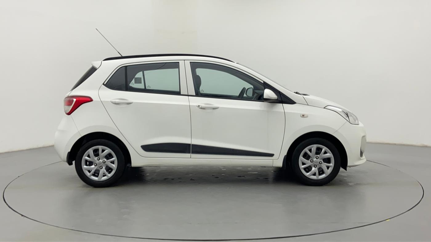 2018 Hyundai Grand i10 MAGNA 1.2 VTVT, Petrol, Manual, 11,635 km, Right Side