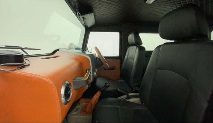 2019 Mahindra Thar CRDE 4X4 BS IV, Diesel, Manual, 36,685 km, Right Side Front Door Cabin
