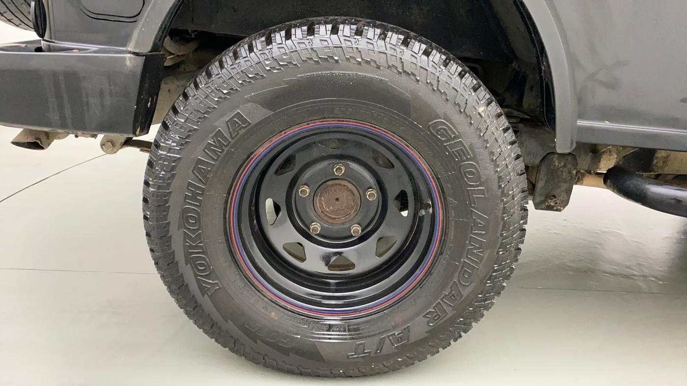 2019 Mahindra Thar CRDE 4X4 BS IV, Diesel, Manual, 36,685 km, Right Rear Wheel