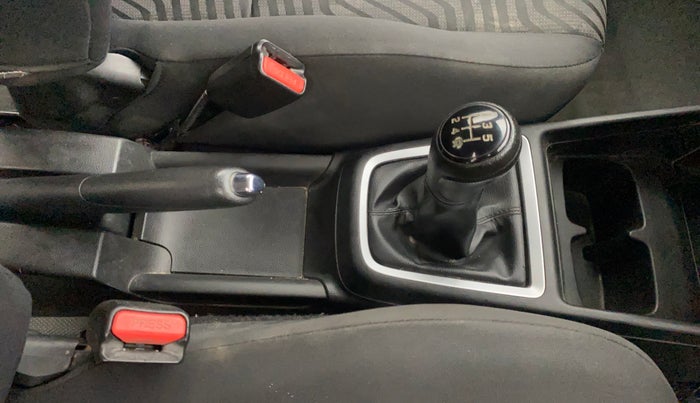 2021 Maruti Swift ZXI, Petrol, Manual, 59,321 km, Gear Lever