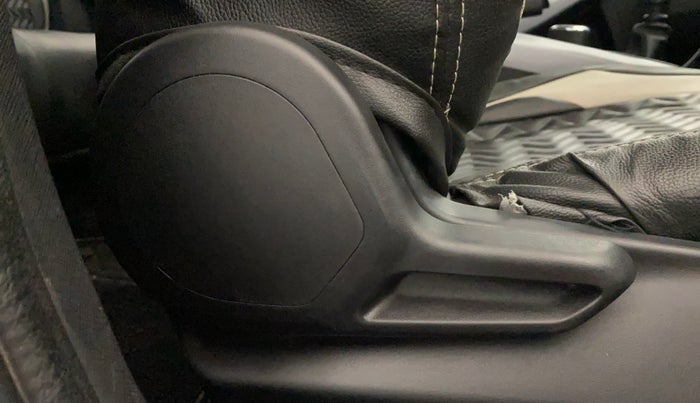 2023 Tata NEXON XM PLUS SUNROOF PETROL, Petrol, Manual, 24,003 km, Driver Side Adjustment Panel