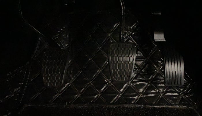 2023 Tata NEXON XM PLUS SUNROOF PETROL, Petrol, Manual, 24,003 km, Pedals