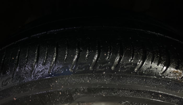 2016 Tata Tiago XZ PETROL, Petrol, Manual, 11,278 km, Left Front Tyre Tread