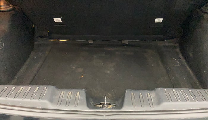 2022 Tata ALTROZ XZ PLUS PETROL DARK EDITION, Petrol, Manual, 33,678 km, Boot Inside
