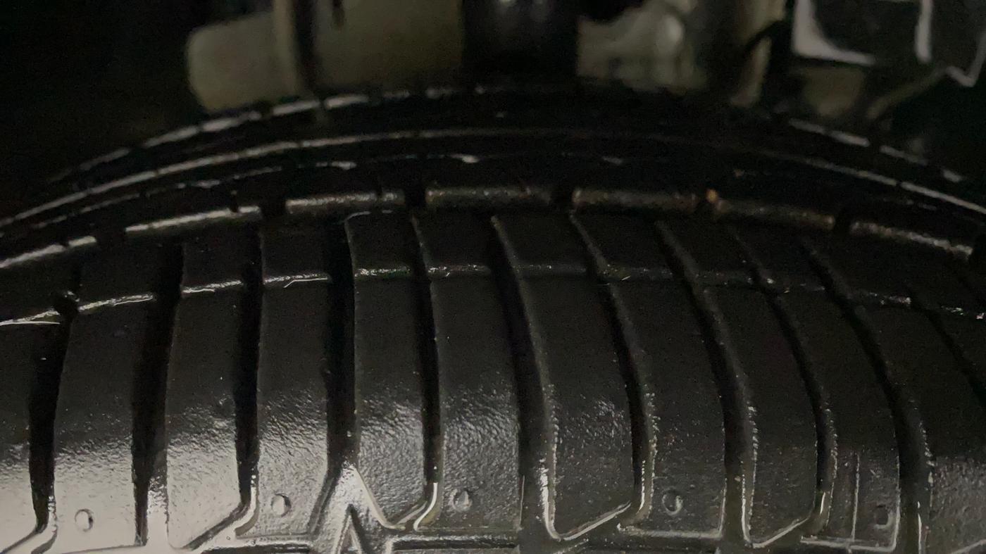 2023 Tata TIAGO NRG XZ AMT, Petrol, Automatic, 6,779 km, Right Front Tyre Tread