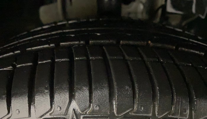 2023 Tata TIAGO NRG XZ AMT, Petrol, Automatic, 6,779 km, Right Front Tyre Tread