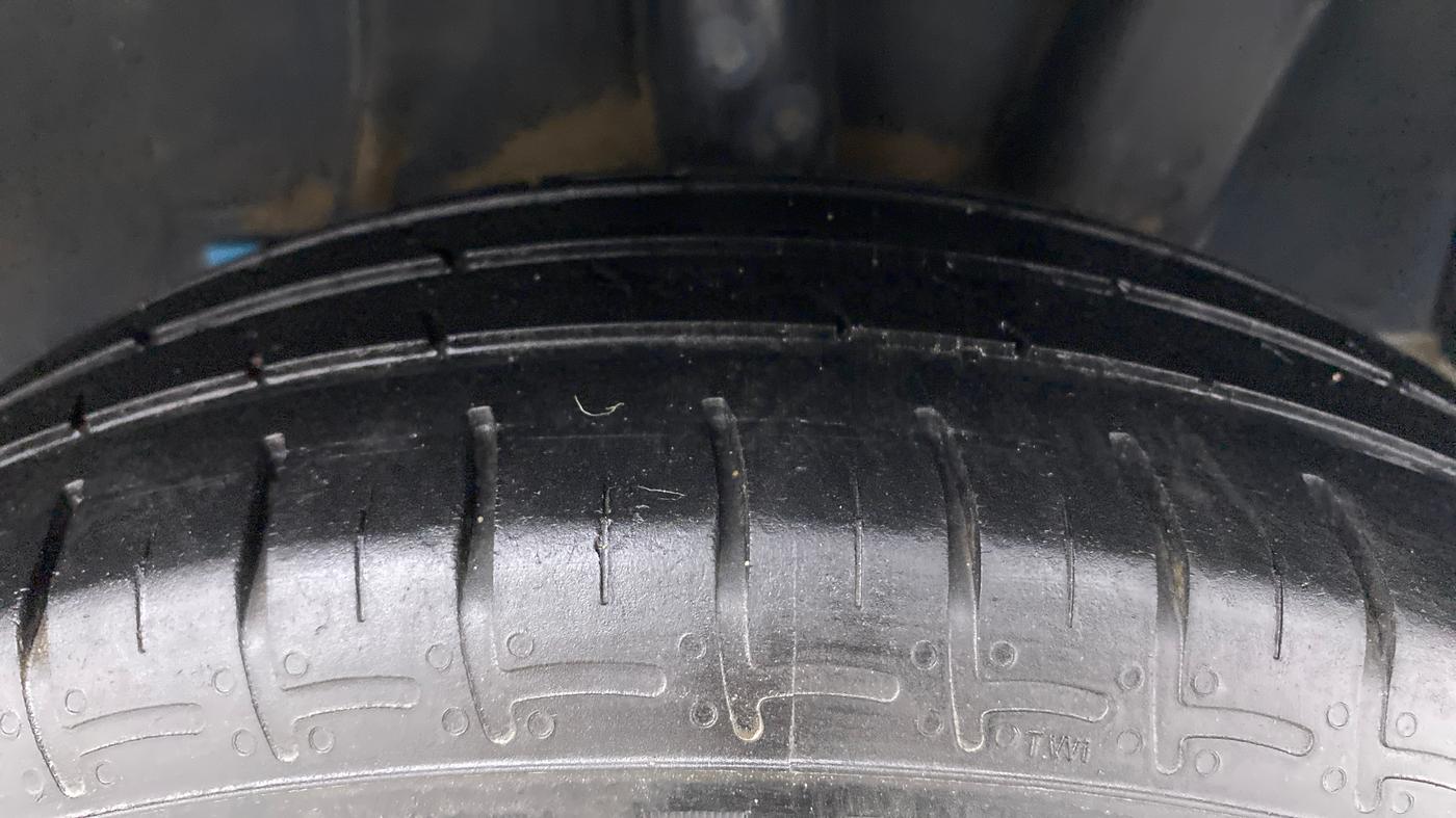 2020 Hyundai GRAND I10 NIOS SPORTZ PETROL, Petrol, Manual, 25,143 km, Left Rear Tyre Tread