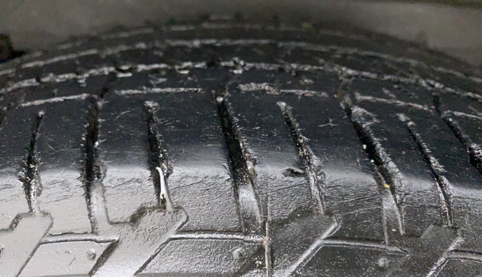 2021 Mahindra Scorpio S5, Diesel, Manual, 67,205 km, Left Rear Tyre Tread