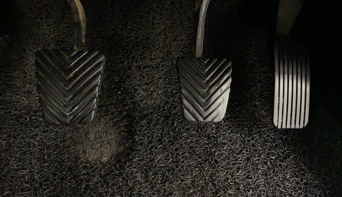 2017 Hyundai Verna 1.6 VTVT SX, Petrol, Manual, 59,816 km, Pedals