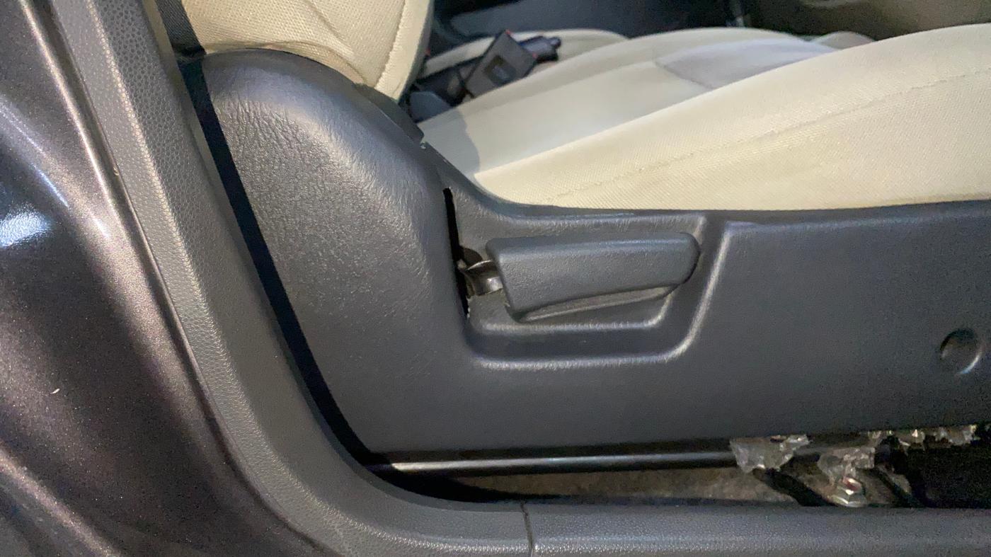 2017 Maruti Alto K10 VXI (O) AMT, Petrol, Automatic, 29,997 km, Driver Side Adjustment Panel