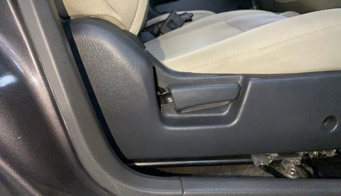2017 Maruti Alto K10 VXI (O) AMT, Petrol, Automatic, 29,997 km, Driver Side Adjustment Panel