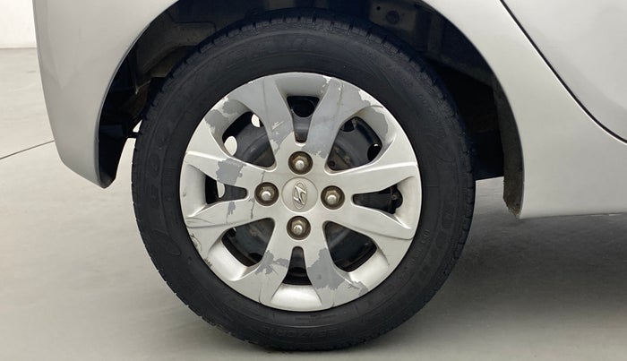 2016 Hyundai Eon MAGNA +, Petrol, Manual, 69,802 km, Right Rear Wheel