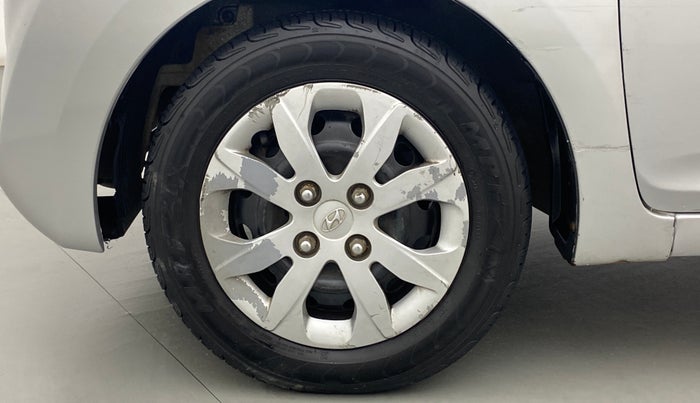 2016 Hyundai Eon MAGNA +, Petrol, Manual, 69,802 km, Left Front Wheel