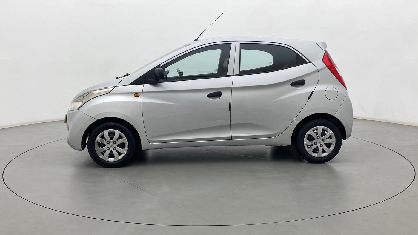 2016 Hyundai Eon MAGNA +, Petrol, Manual, 69,802 km, Left Side
