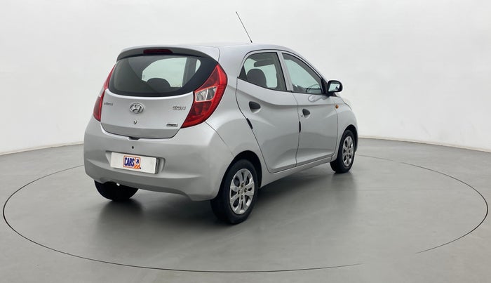 2016 Hyundai Eon MAGNA +, Petrol, Manual, 69,802 km, Right Back Diagonal