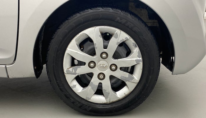 2016 Hyundai Eon MAGNA +, Petrol, Manual, 69,802 km, Right Front Wheel