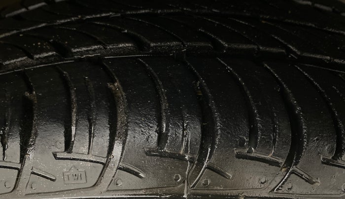 2022 Maruti New Wagon-R VXI 1.0, Petrol, Manual, 62,323 km, Right Front Tyre Tread