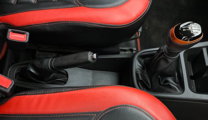 2021 Renault Kwid CLIMBER 1.0 (O), Petrol, Manual, 20,542 km, Gear Lever