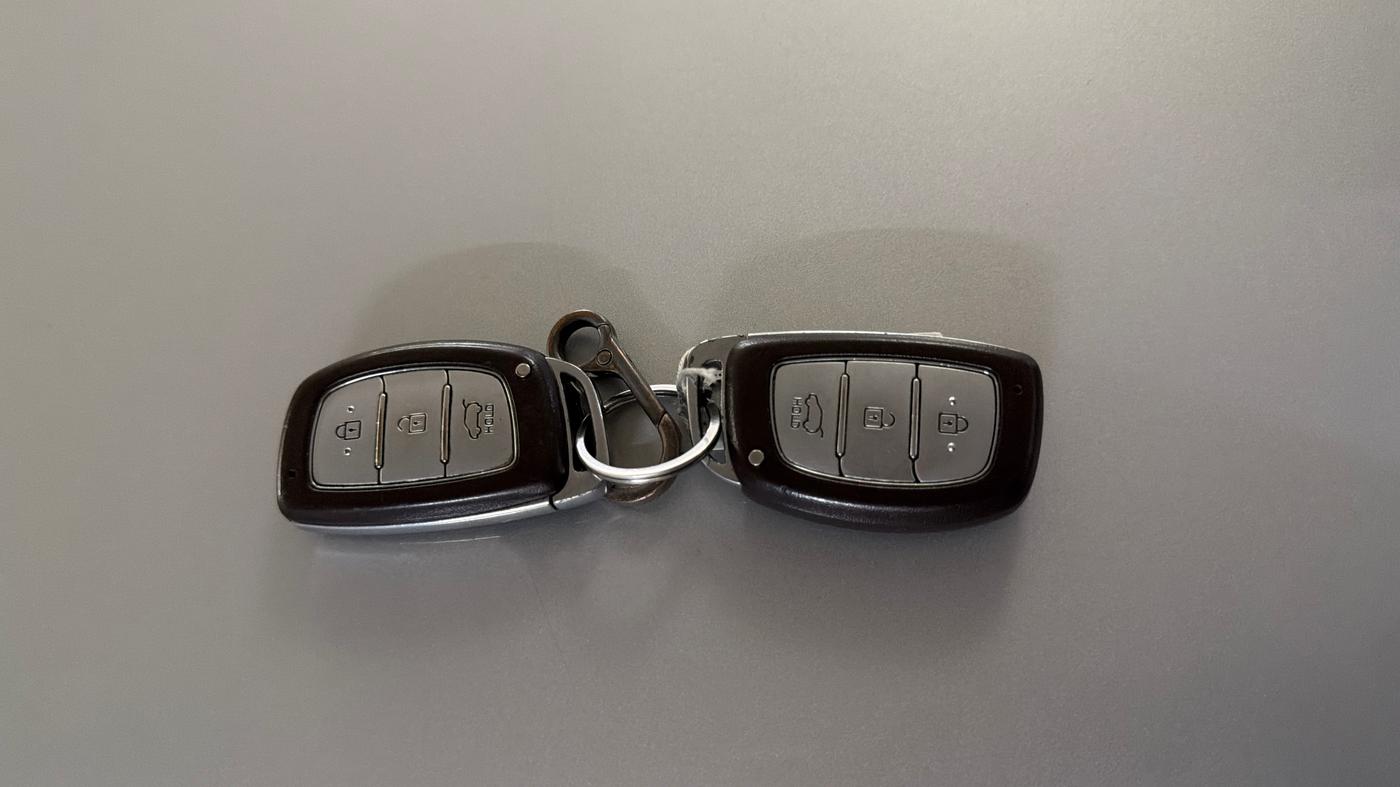 2016 Hyundai Creta S PLUS 1.6 AT DIESEL, Diesel, Automatic, 79,071 km, Key Close Up