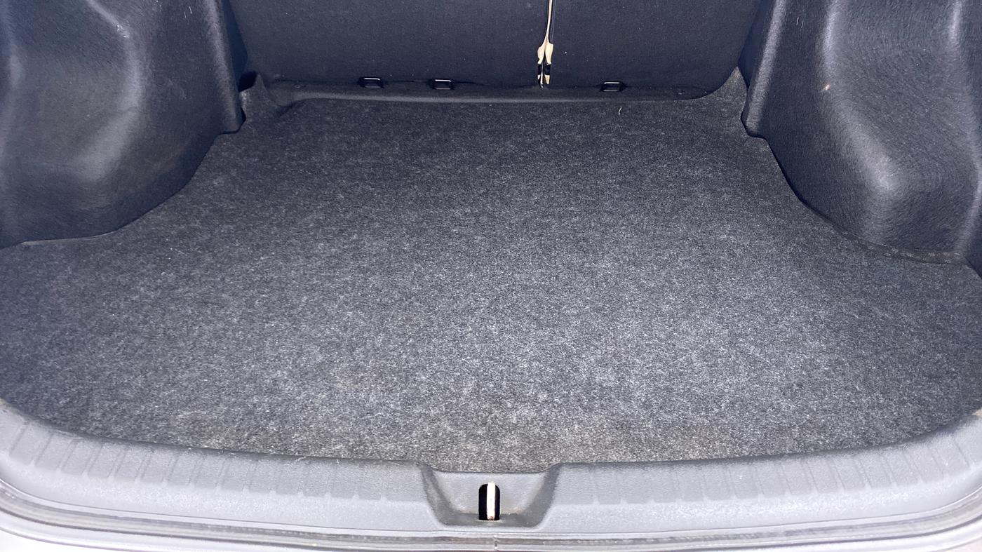 2018 Toyota YARIS G MT, Petrol, Manual, 19,915 km, Boot Inside