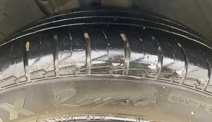 2022 Skoda SLAVIA ACTIVE 1.0L TSI MT, Petrol, Manual, 99,099 km, Right Front Tyre Tread