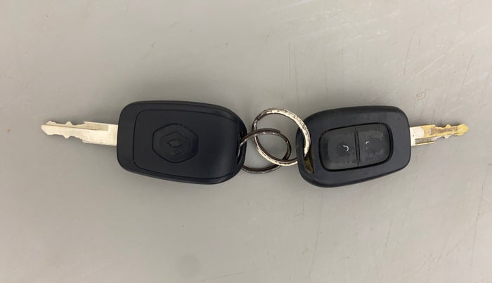 2019 Renault Kwid RXL, Petrol, Manual, 44,072 km, Key Close Up