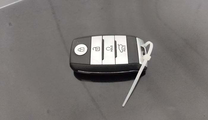 2021 KIA SELTOS HTX ANNIVERSARY EDITION 1.5 PETROL, Petrol, Manual, 83,936 km, Key Close Up