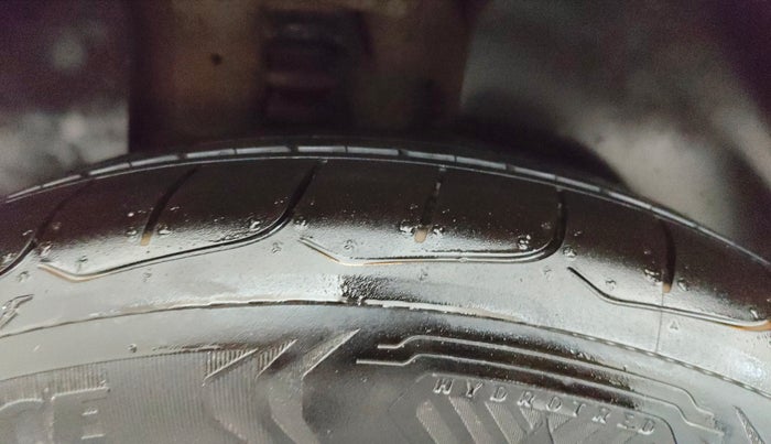 2021 KIA SELTOS HTX ANNIVERSARY EDITION 1.5 PETROL, Petrol, Manual, 83,936 km, Right Rear Tyre Tread