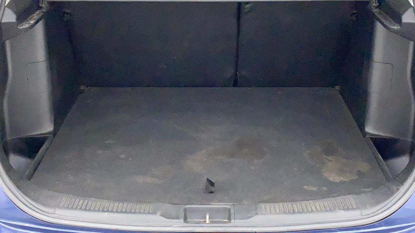 2018 Maruti S Cross ZETA 1.3, Diesel, Manual, 1,00,884 km, Boot Inside