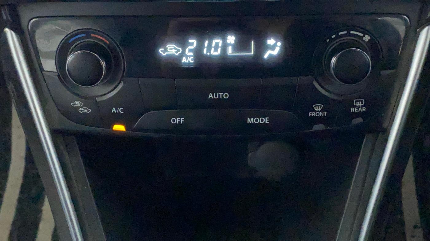 2018 Maruti S Cross ZETA 1.3, Diesel, Manual, 1,00,884 km, Automatic Climate Control